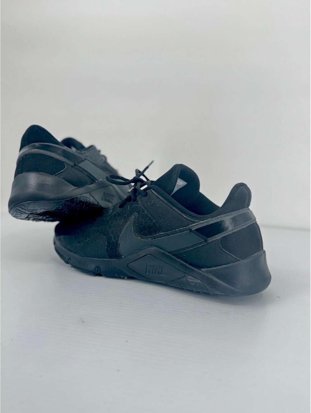 Nike Renew Retaliation TR 3 Triple black training shoes Mens size 12 Athletic